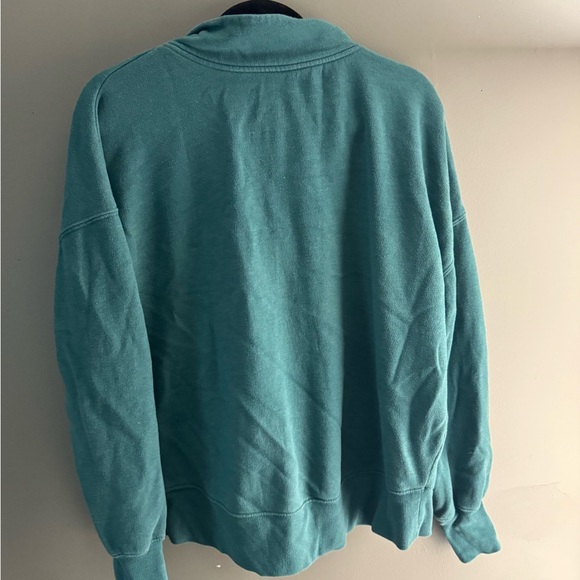 So Lounge Life Pullover - Picture 2 of 3